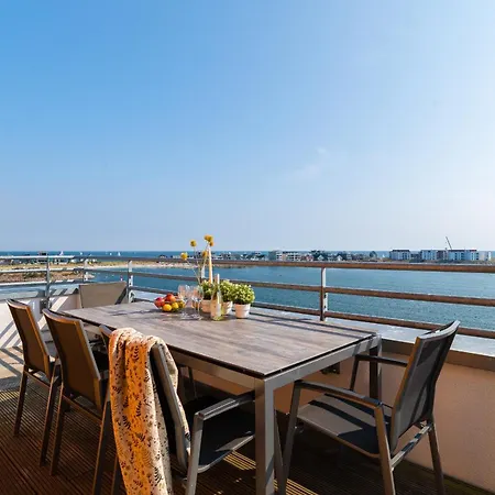 公寓 Ocean Queen- Penthouse, Balkon, Ostseeblick, Kamin 奥尔本尼兹