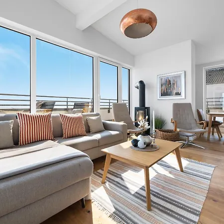 公寓 Ocean Queen- Penthouse, Balkon, Ostseeblick, Kamin *